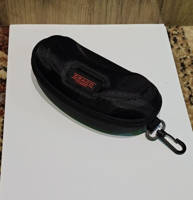 Etui na okulary za 10 zł