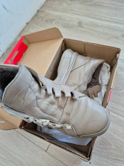 Ботінкі, 36 р, повномірні, віддам