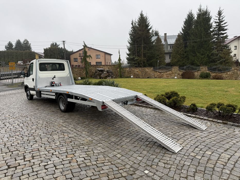 Zabudowa laweta pomoc drogowa najazd iveco master ducato sprinter fuso