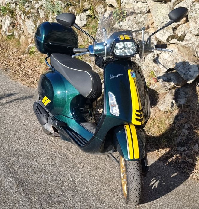 Vespa Sprint "Racing Sixties"