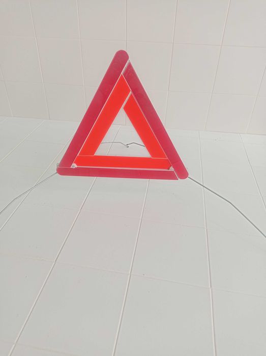 Triângulo de sinalização Opel