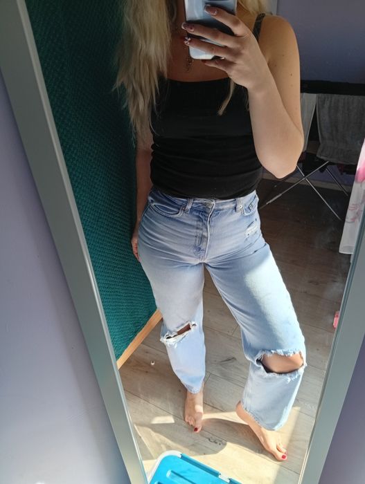 Dżinsy z dziurami xs/s