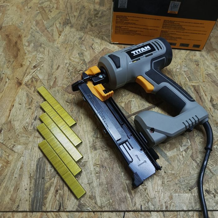 Taker gwoździarka titan