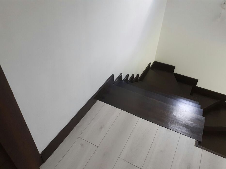 Schody drewniane na beton  , wolnostojace , kacze