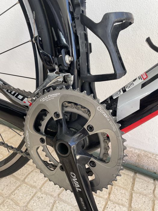 Bicicleta de Ciclismo Fuji em Carbono