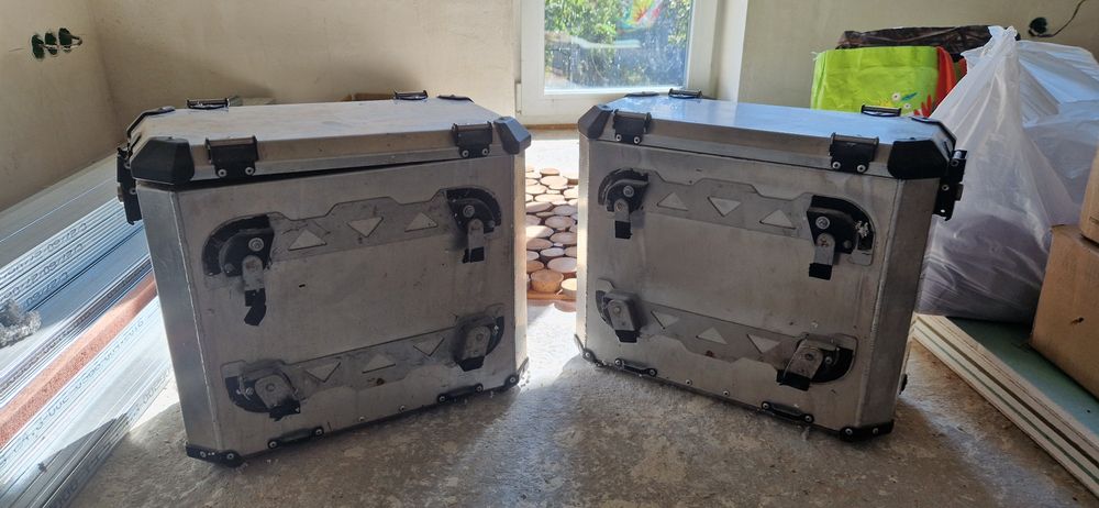 Кейси nomada pro з кріпленнями та сумками. BMW f800, 1200,