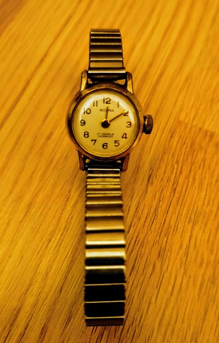 relógio stainless steel back feminino antigo