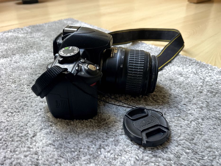 Nikon D3100 usada