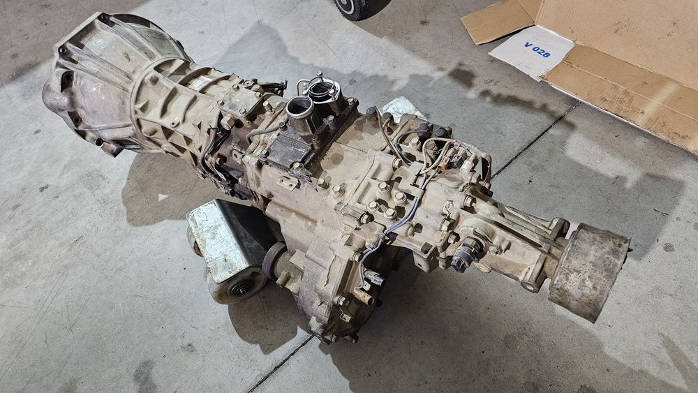 Caixa velocidades mitsubishi L200