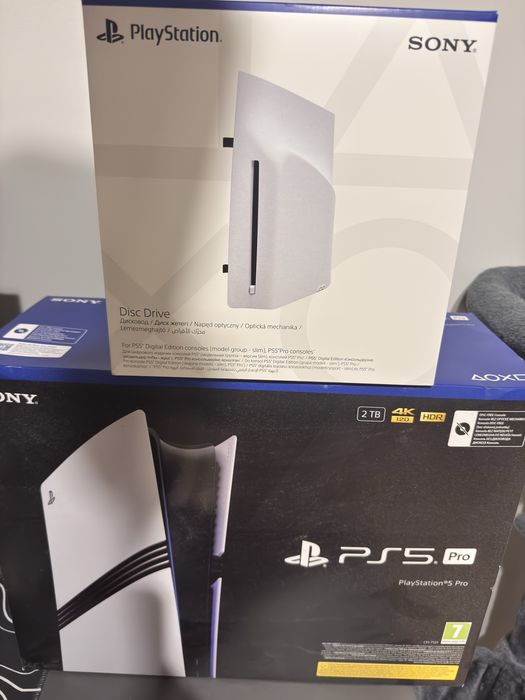 SONY PlayStation 5 Pro 2TB + dysk blu ray
