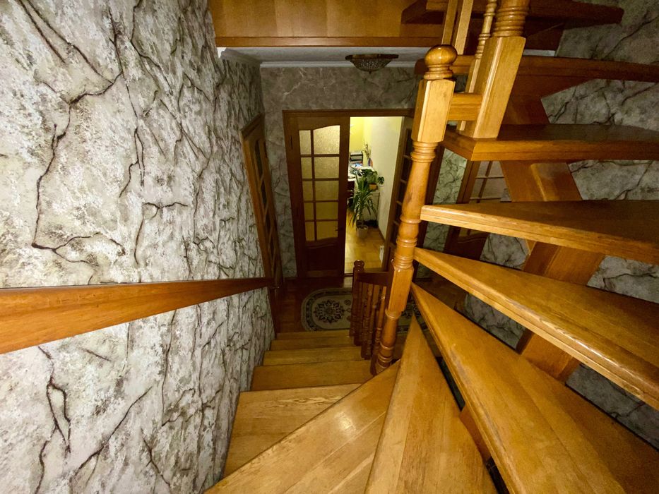 Продается добротный 2 этажный дом в Широкой балке с участком 10 сот.С2