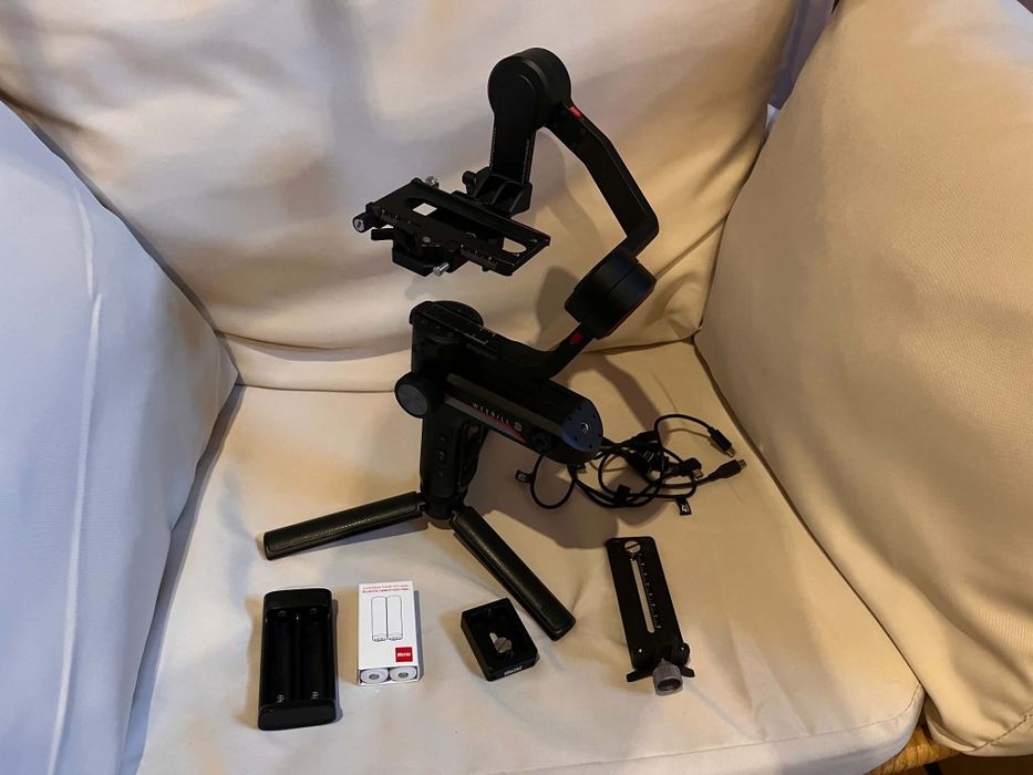 Gimbal Zhiyun Weebill S, Super Zestaw: 4x Aku, Twardy Etui