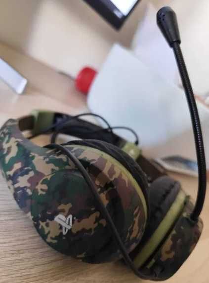 PS4 FAT (1ª geração) + 2 Comandos + Headset Sony B7 Camuflado