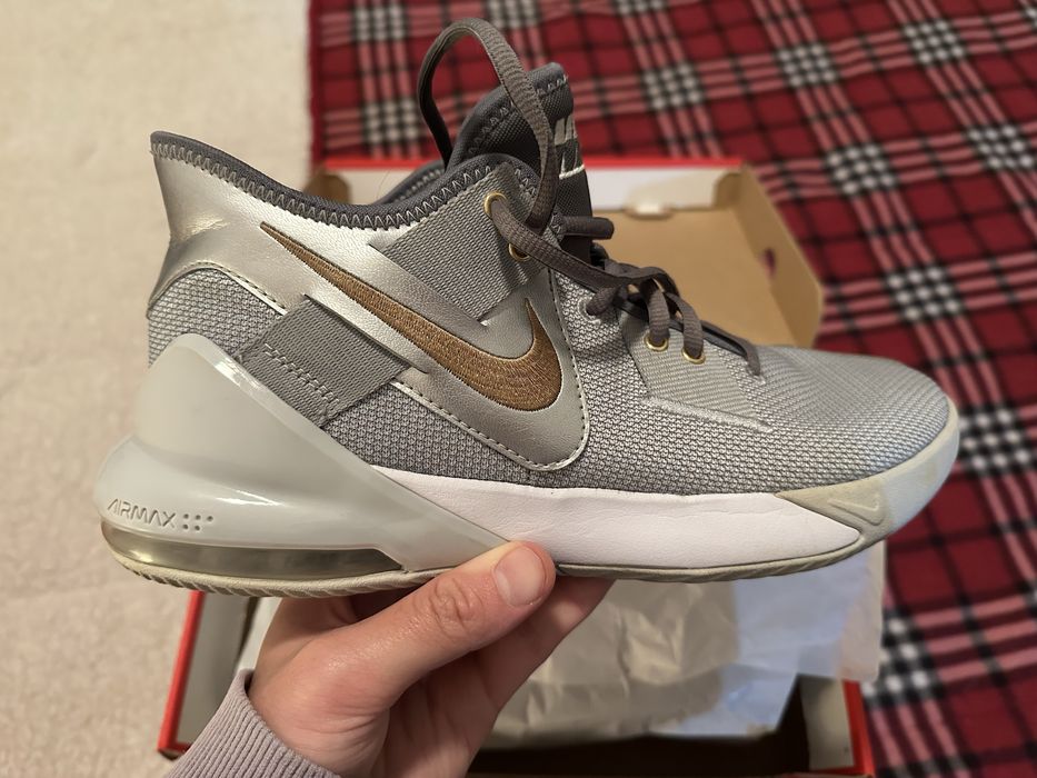 Nike Air Max Impact 2