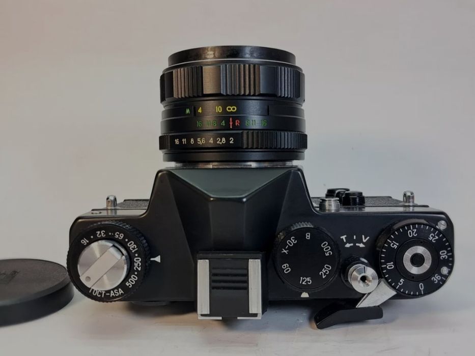 Câmara Zenit 12C