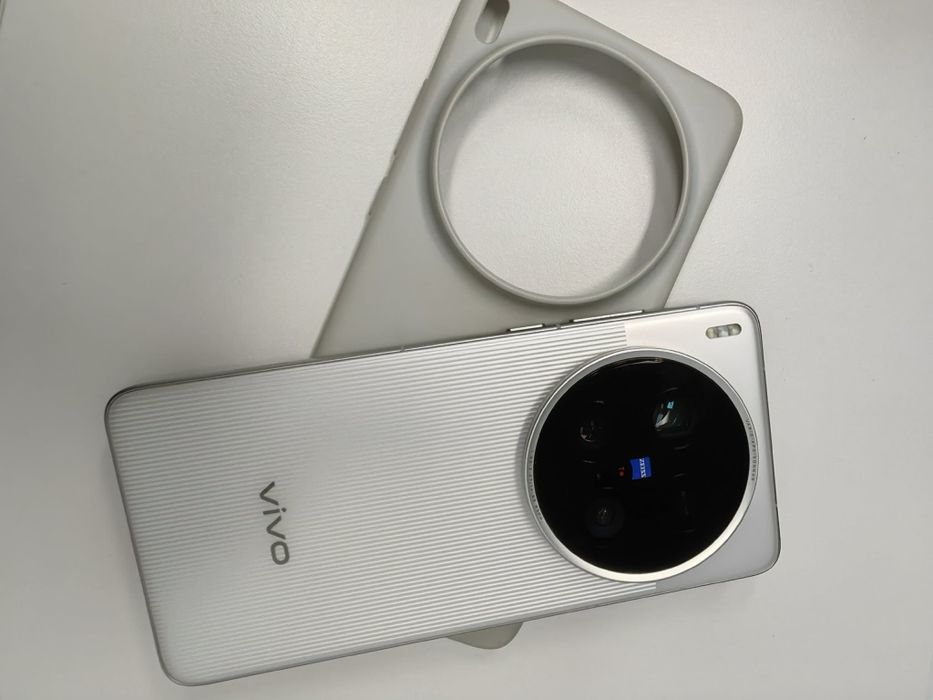 VIVO X200 ultra 16/512 Zamiana na iPhone 17 Pro/RTX3090ti