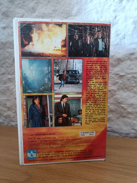 Filme VHS O Regresso dos Marginais (Sometimes They Come Back)