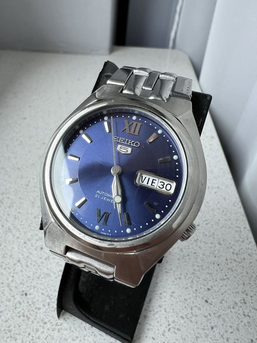 Seiko 5 vintage watch