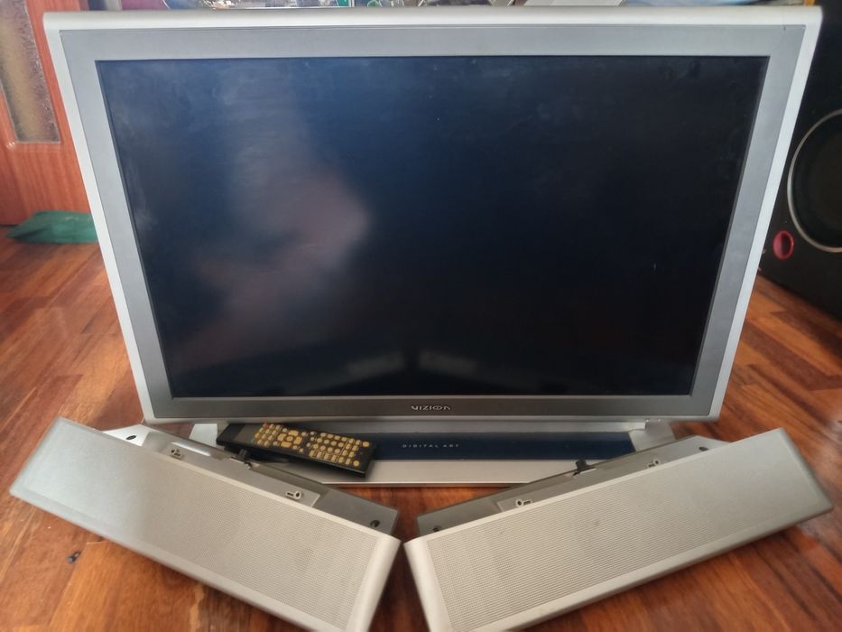 LSD-монітор 32"продам по місту