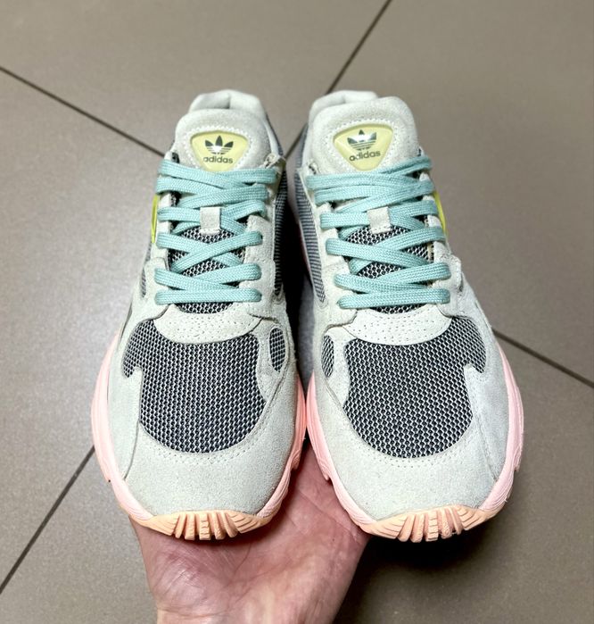 Кросівки Adidas Falcon Оригінал