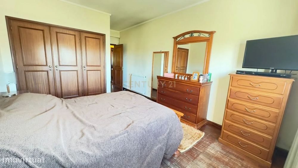 Apartamento T3 em Oiã
