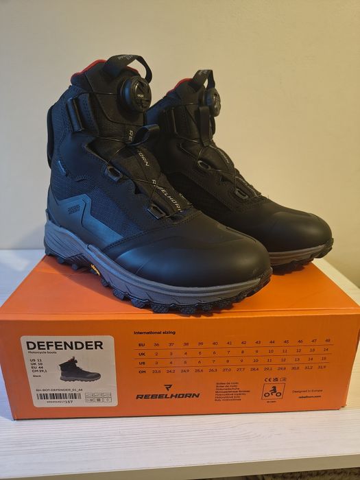 Buty motocyklowe turystyczne  Defender 44r