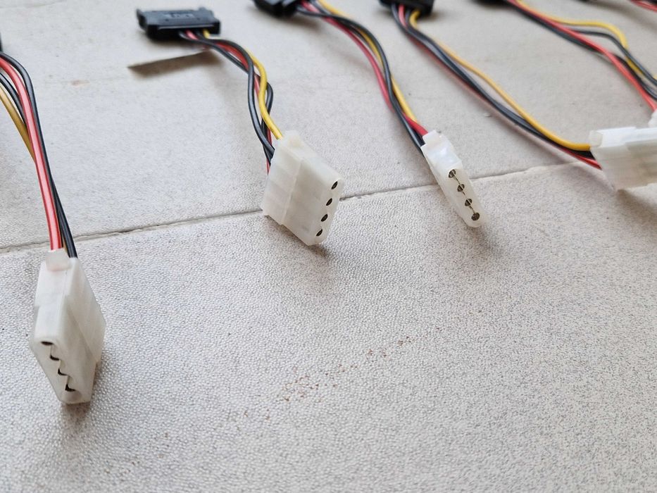 Cabos molex pequenos429593246932019204