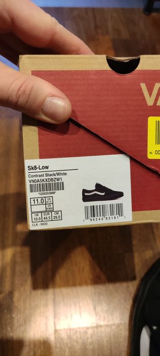 Używane trampki Vans Sk8 low czarne zamszowe rozmiar 44,5