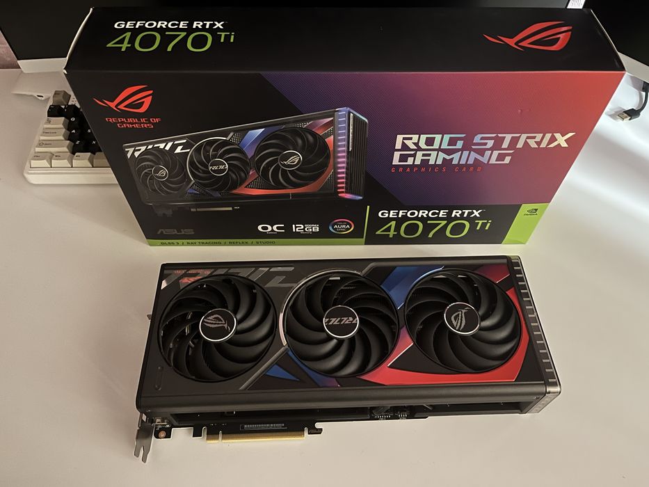 Видеокарта RTX 4070 TI ASUS ROG STRIX OC