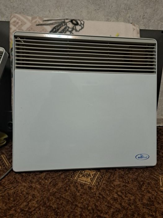 Електро обігрівач дві штуки