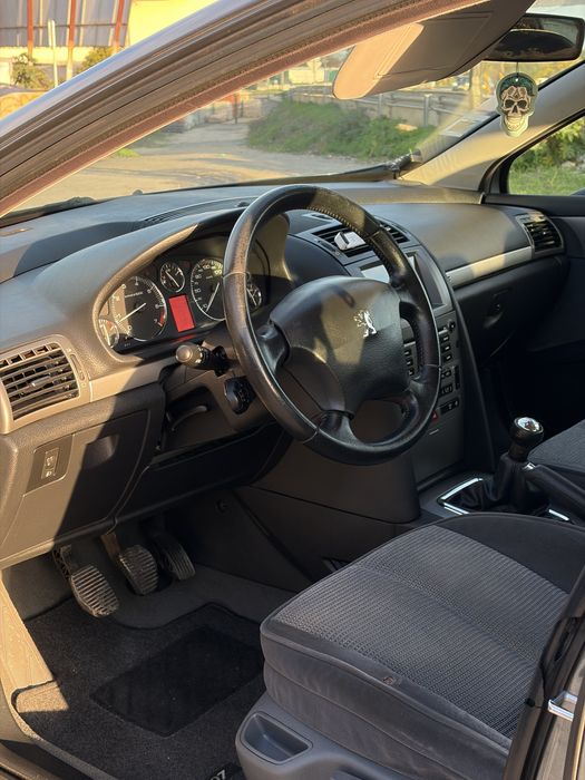 Vendo Peugeot 407, ano 2006, motor 1.8