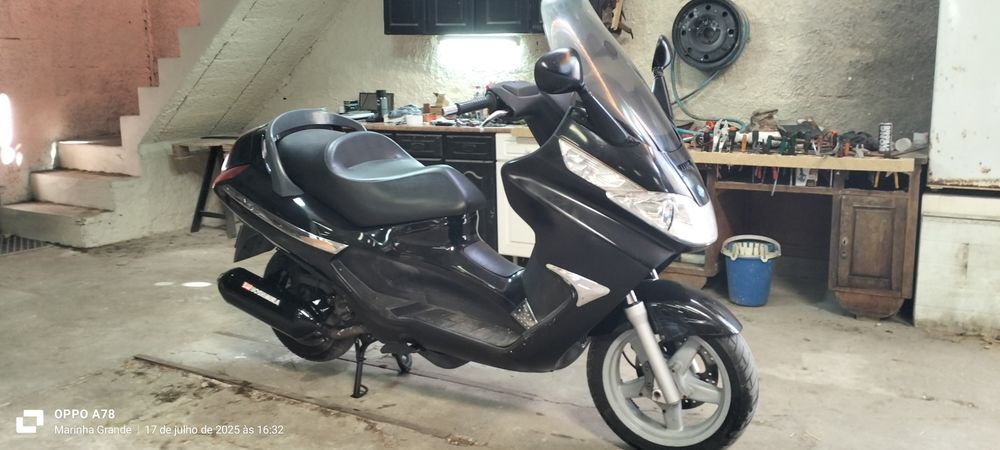 PIAGGIO X8 250 ie