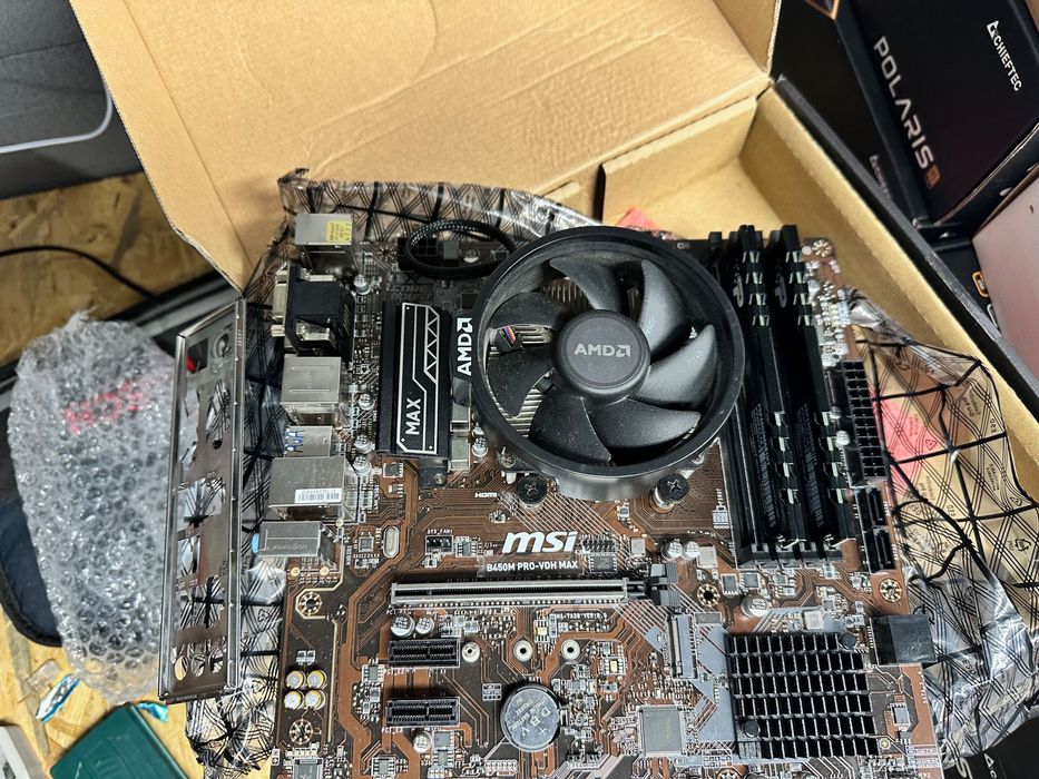 MSI b450m pro-vdh max, Ryzen 3 1200, 4B RAM