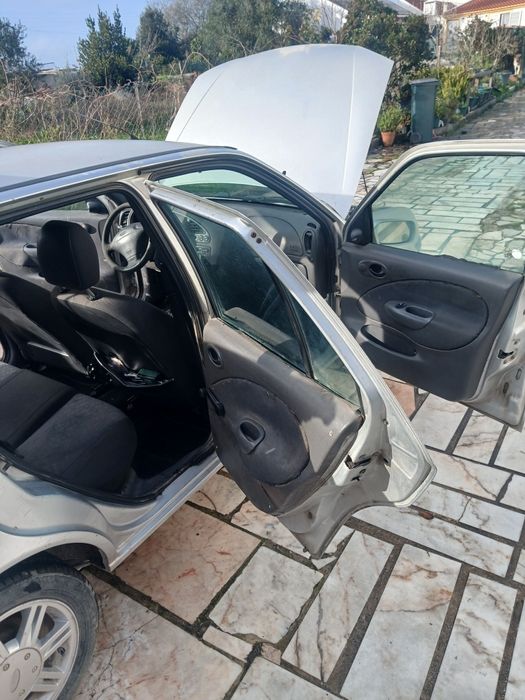 Ford Fiesta 1.2 gasolina 2000