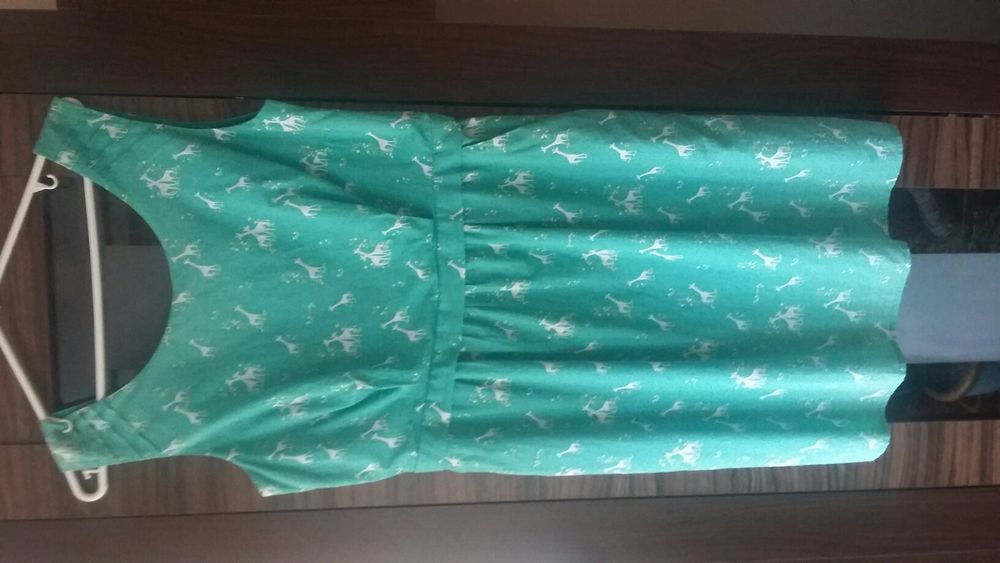 Letnia zielona sukienka