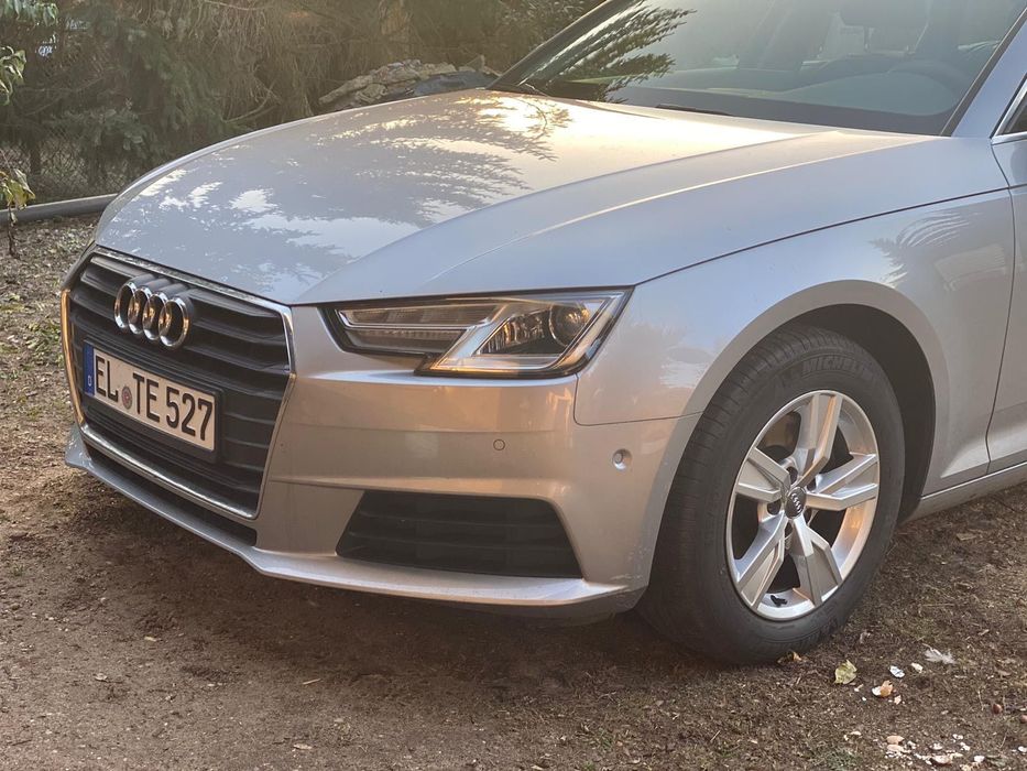 Audi A4 Avant Audi A4 B9 2.0 TDI 150 KM | Kombi | Srebrny | 2016 r