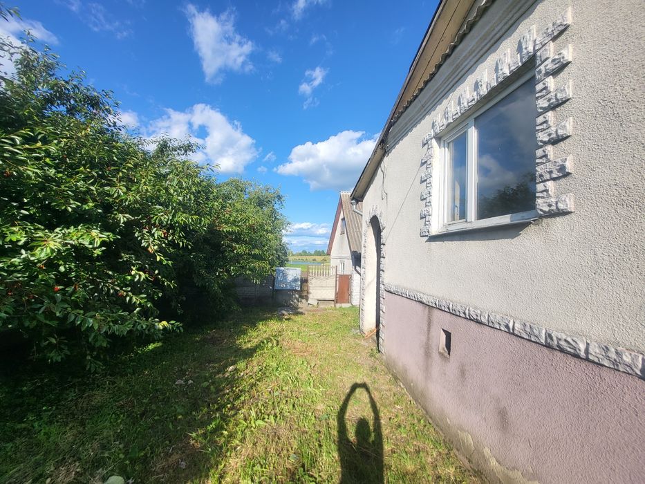 Продам добротний Будинок - View 2