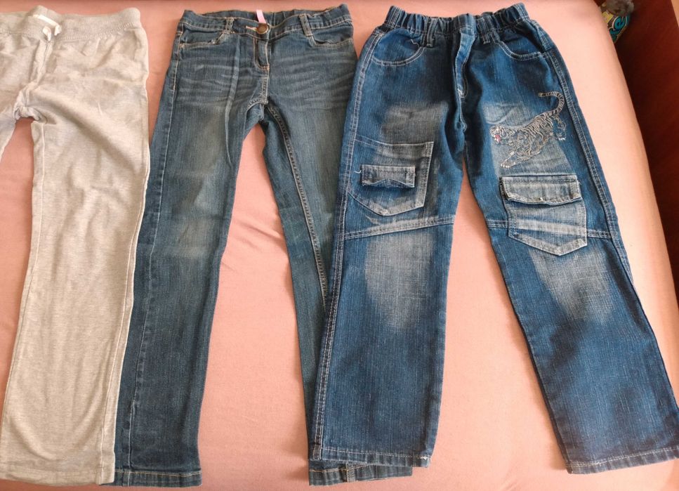 Ubranka dla dziewczynki  rozmiar 146