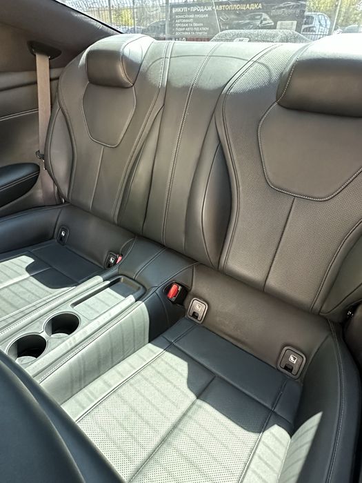 Infiniti Q60.