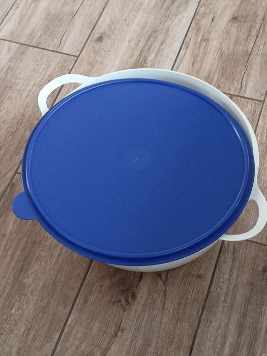 Duża nowa miska tupperware 10L.