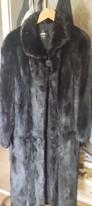 Норковая шуба состояние идеальное