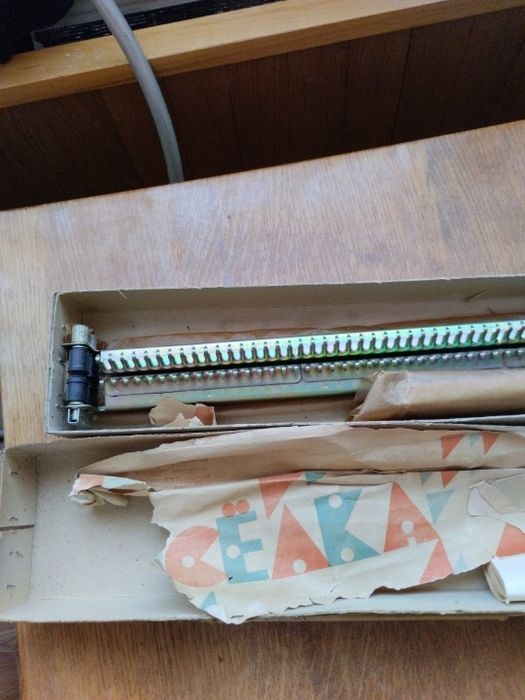 В'язальний апарат "Веселка", новий