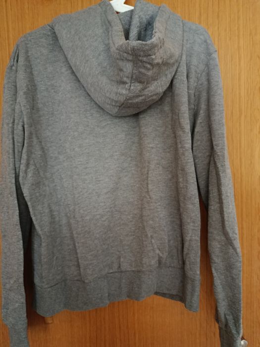 Sweatshirt confortável com capuz