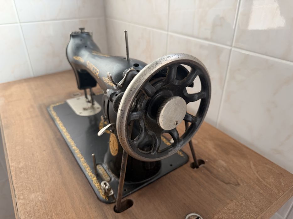 Máquina de costura Singer