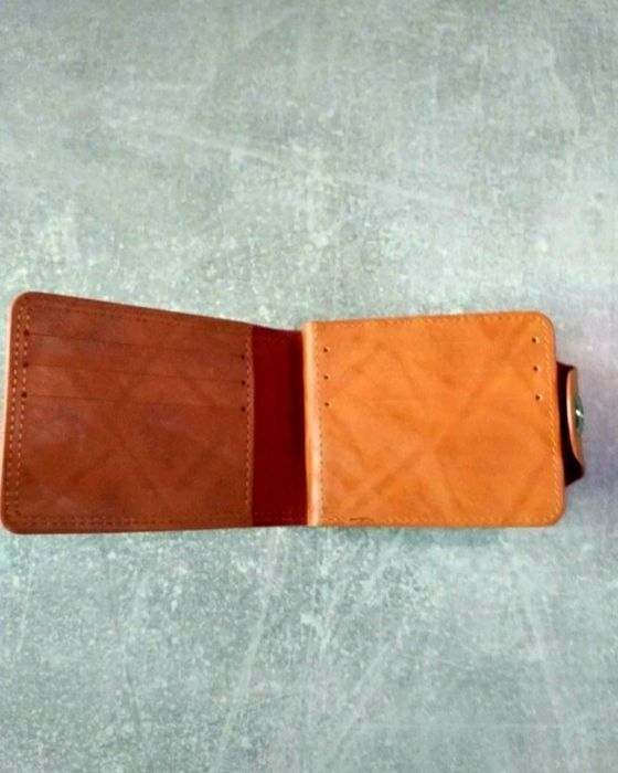 Brązowy portfel męski 100$