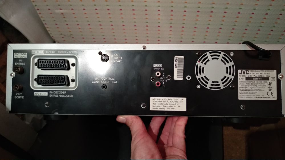 Leitor de MiniDV e superVHS e gravador de VHS