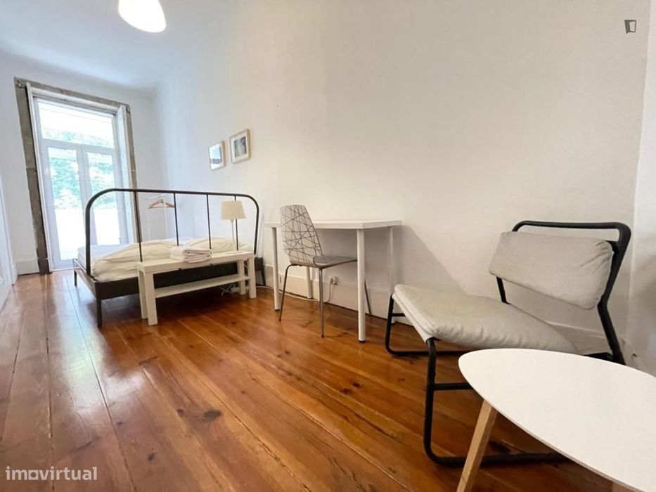 Quarto - localizado em Bonfim Porto