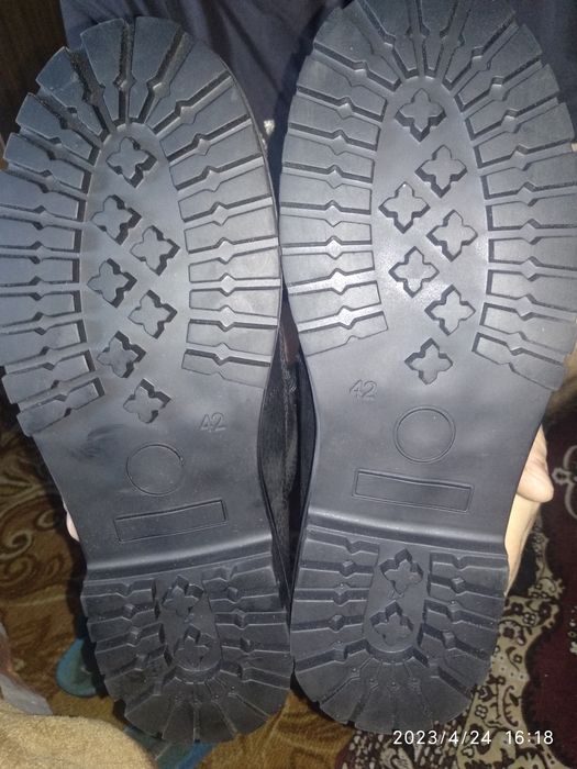 Робочі ботінкі продаю