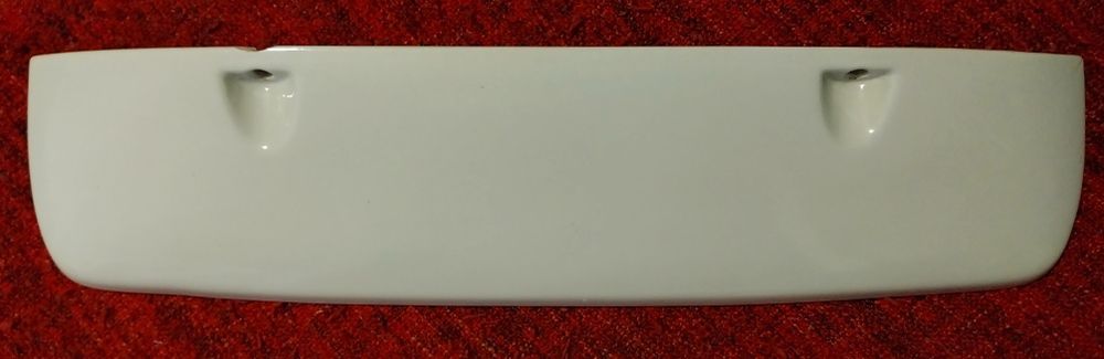 Saboneteira antiga 54x13cm + buchas e parafusos