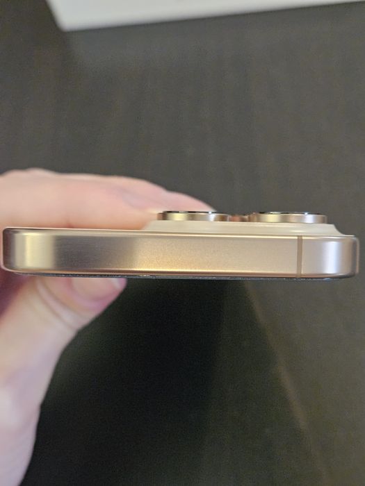 iPhone 16 Pro 256GB Dourado estimado